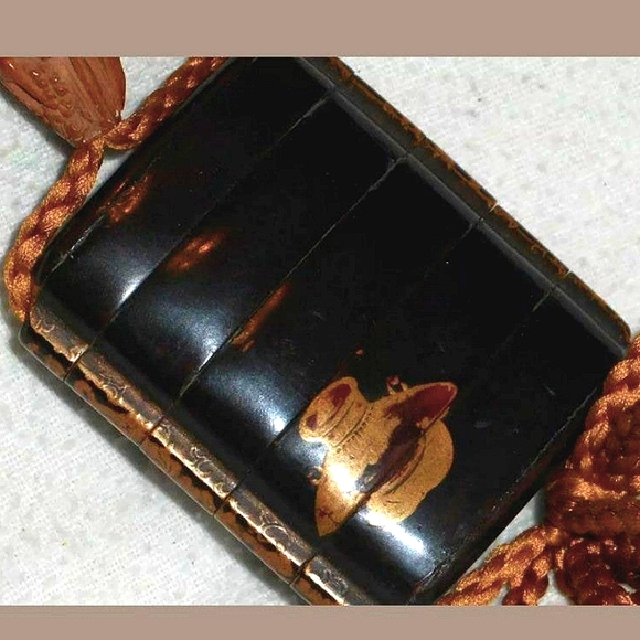 Antique EDO Era Japanese Carved Inro Box Netsuke & ID Value Guide Book RARE Set - Picture 3 of 12